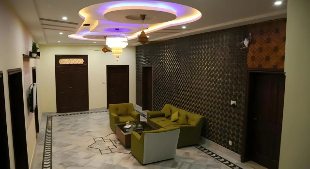 Hotel Royal Luxury Multan, Book Hotel 3-Star Hotels in Multan, 3*
