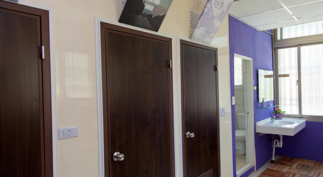 N Joy Taichung Hostel, Reservar Albergue Taichung China