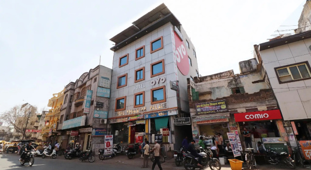 OYO 11943 Hotel Yugantar Palace