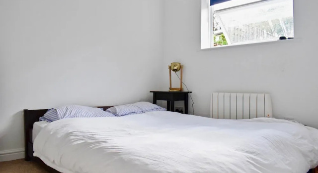 Modern 2 Bedroom Flat in Chalk Farm, Забронировать Фермерский дом Фермерские дома Лондона, рядом с Концертный зал O2 Forum Kentish Town, Фермерский дом