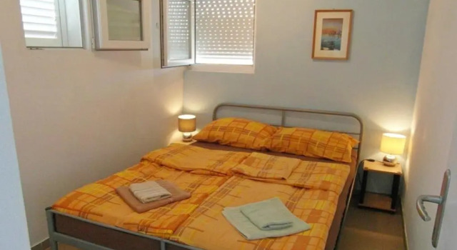 Vis Mirja Apartment 2, Prenota Appartamento Hotel a Croatian Islands con parcheggio, Parcheggio