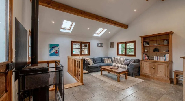 Calougeotte Private Chalet, Забронировать Шале Виллы Овернь-Рона-Альпы, Вилла