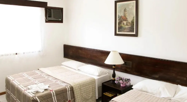 Четырёхместный номер Standard Holz Hotel