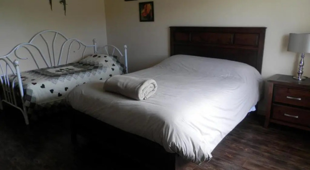 Трёхместный номер Standard Motel la Maison de Travers