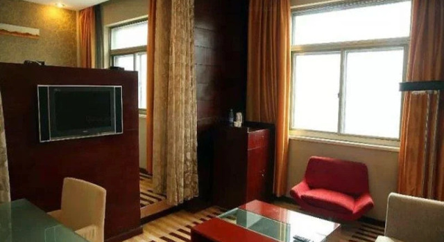 Elan Hangzhou Xiaoshan North Shixin Road, Rezerwuj Hotel Xiaoshan Zhejiang