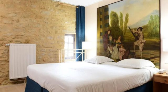 Hôtel Le Château Fort de Sedan, Забронировать Отель Седан Ardennes, рядом с Ботанический сад в Седане
