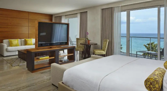 Номер Standard Пентхаус с видом на океан Royal Blues Hotel