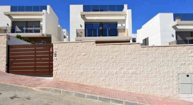 Modern Villa in Orihuela with Private Pool, Rezervați Vilă Orihuela Comunitatea Valencia