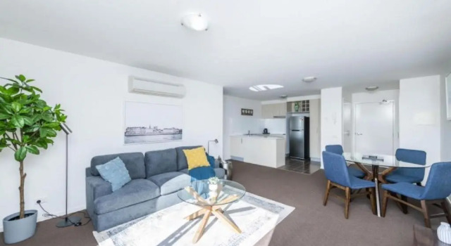 Апартаменты Century 23 Griffith