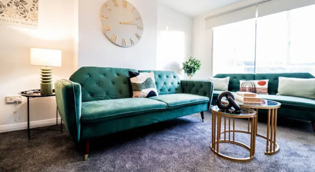 Апартаменты Lovely 3 Bedroom Maisonette