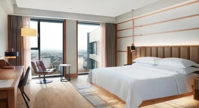 Номер Premium Four Points by Sheraton Prishtina City
