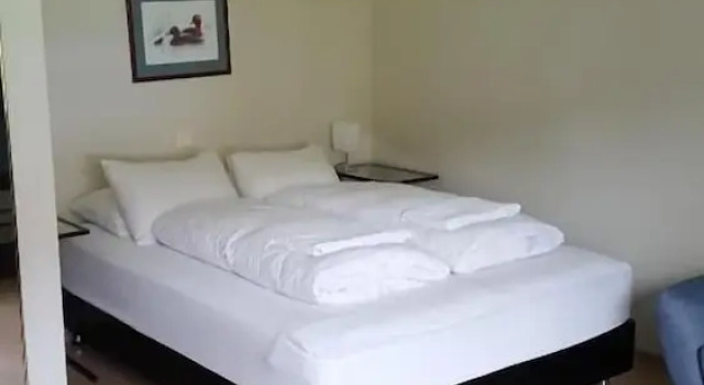 Семейный номер Standard Hotel Sveinbjarnargerdi