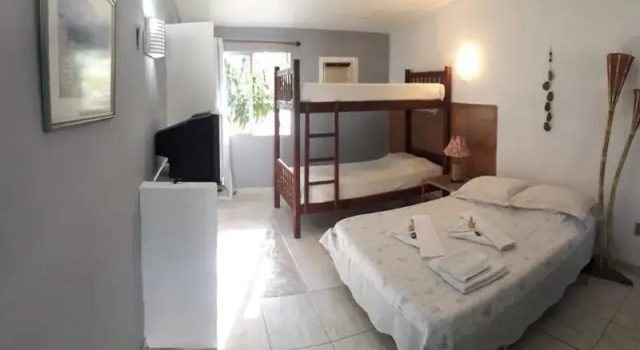 Трёхместный номер Economy с балконом Buzios Colinas Homestay