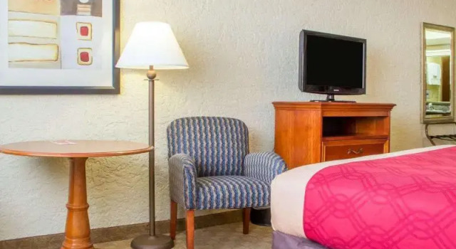 Номер Standard Econo Lodge Broken Arrow-Tulsa