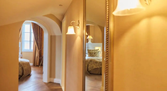 Люкс Falkensteiner Schlosshotel Velden   The Leading Hotels of the World