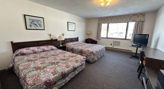 Четырёхместный номер Economy Auberge Eldo Inn