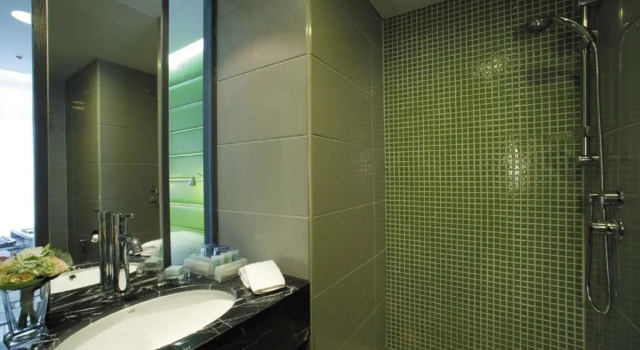 Двухместный номер Superior Cosmo Hotel Hong Kong by Dorsett Hotels