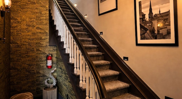 WidowsPeak B&B, Varaa Bed and Breakfast  