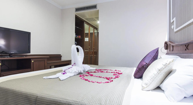 Двухместный номер Superior Majestic Suites Hotel