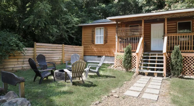 Коттедж *New Cabin 5min From Parkway*Deer Hollow