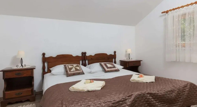 Apartment Kod Jadranke - Two Bedroom Apartment With Balcony and Sea View, Rezerwuj Apartament Sipan Dubrownik