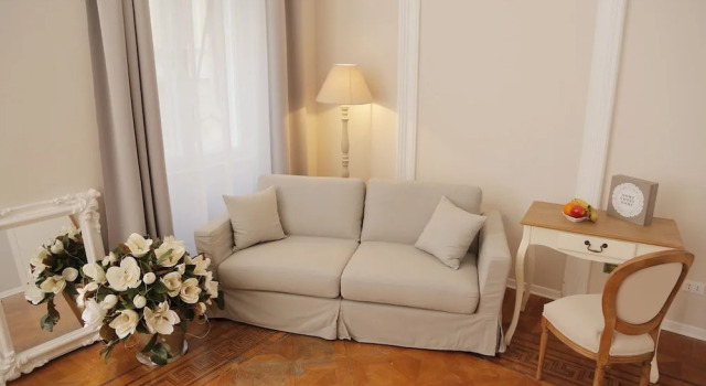 Ponterosso Suite, Забронировать Дом для отпуска Отели в центре Триеста, в центре