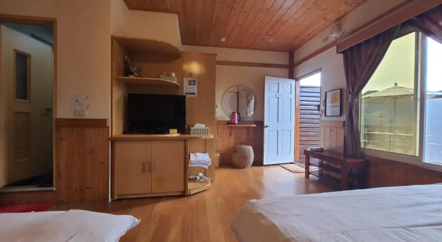 Четырёхместный номер Standard с видом на горы Yosemite Park B&B