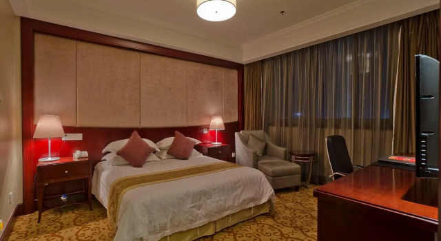Люкс Deluxe Jiangsu Cuipingshan Hotel