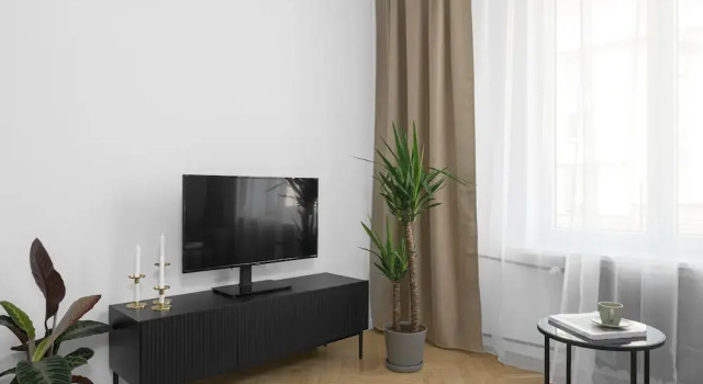 oompH Warsaw Central Vintage Apartment