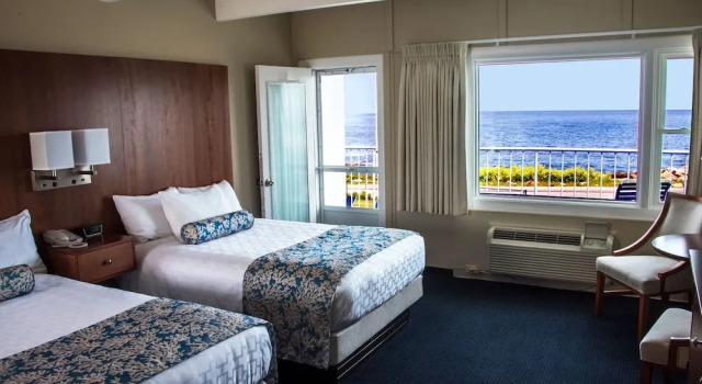 Atlantis Oceanfront Inn Gloucester, Varaa Hotelli Hotellit New England uima-altaalla, Uima-allas