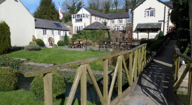 The Poachers Inn, Boek Hotel Hotels in Merseyside met zwembad, Zwembad