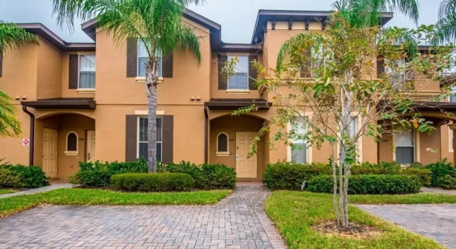 Near Disney 4 BR Townhome Waterpark Resort 2714, Забронировать Курортный отель Курортные отели Фор Корнерз, Курортный отель