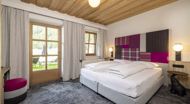 Двухместный номер Standard с балконом Kinder- & Gletscherhotel Hintertuxerhof