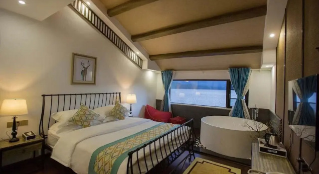 Номер Luxury Lugu Lake Yunshang Holiday Hotel