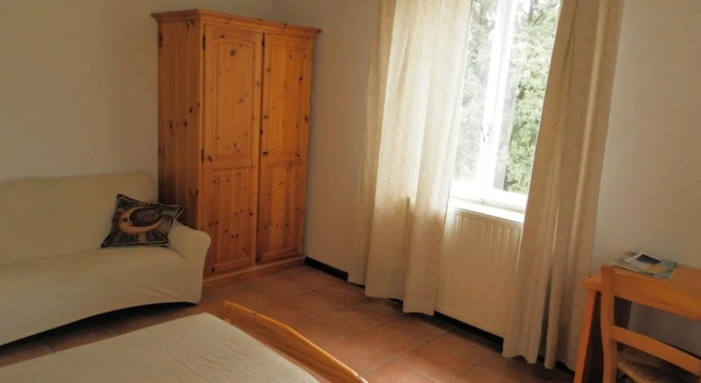 Ostello Il Gruccione, Book Hostel / Vandrerhjem Hostels i Vernasca, Hostel / Vandrerhjem