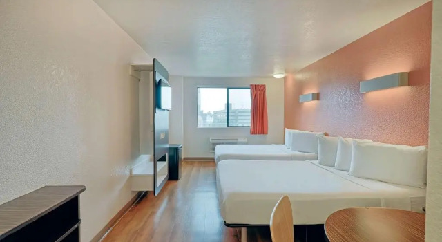Четырёхместный номер Motel 6-Los Angeles, CA - Los Angeles - LAX