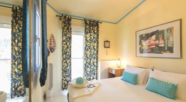 Sani Beach Gallery Villa, your next family vacation, Book Apartment Sani Beach 