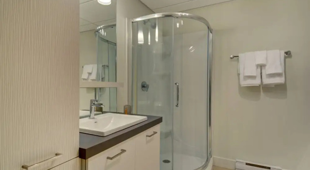 Апартаменты Corporate Stays La Garde Apartments