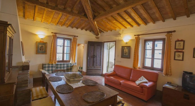 Agriturismo Il Fienile, Забронировать Фермерский дом Отели Монтепульчано с бассейном, Бассейн