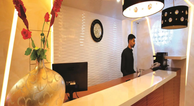 Holiday Hill Hotel & Suites, Забронировать Отель Отели штата Кералы с парковкой, Парковка
