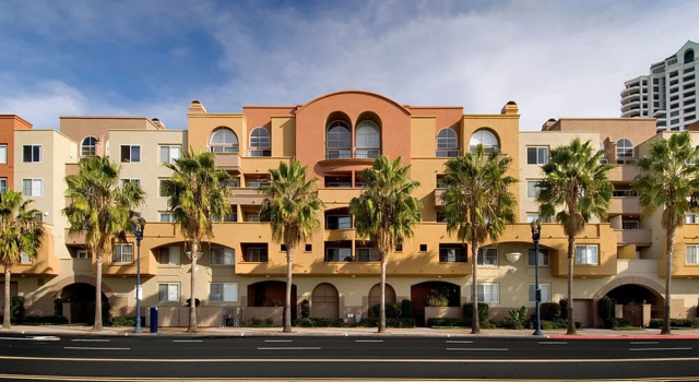 Waterfront Convention Center Condos by Barsala