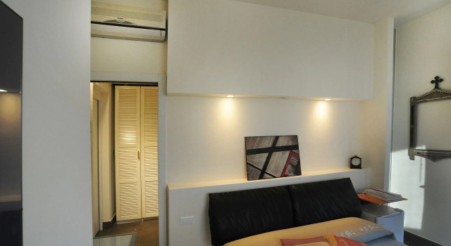 Art House Margine Rosso