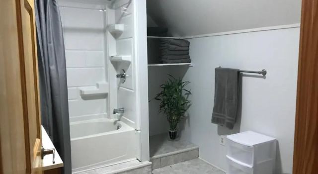 Коттедж с 5 комнатами Wildwood Lodge
