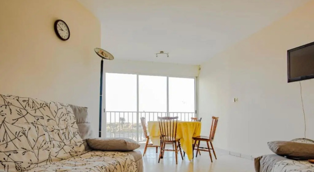 Студия Nice studio with direct access to the sea
