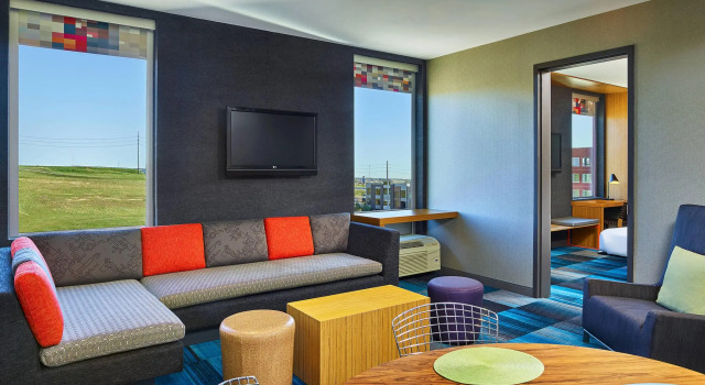 Двухместный люкс Aloft by Marriott Broomfield Denver