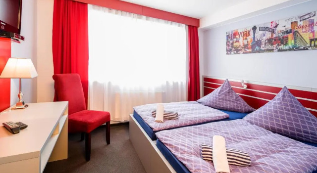 Hotel 108