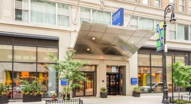 TRYP by Wyndham New York City Times Square / Midtown