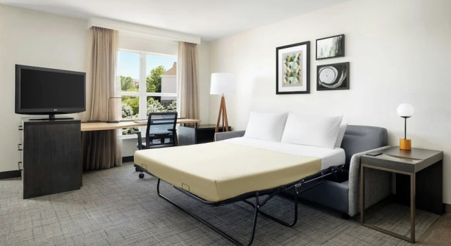 Люкс Residence Inn by Marriott Des Moines West at Jordan Creek Town Center