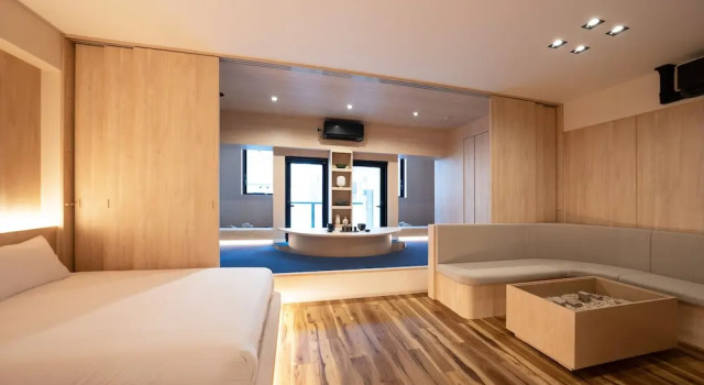 Люкс Royal UH Suite Namba Station