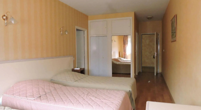 Auberge de La Brevenne, Prenota Ostello Hotel a Alvernia con parcheggio, Parcheggio